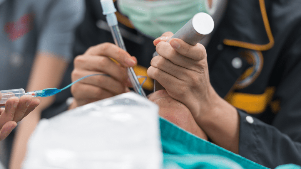 intubação orotraqueal procedimentos médicos